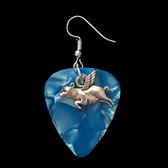 𝅺HAND Crafted Drop Earrings When Pigs Fly Repurposed Guitar Picks - Picture 4 of 6